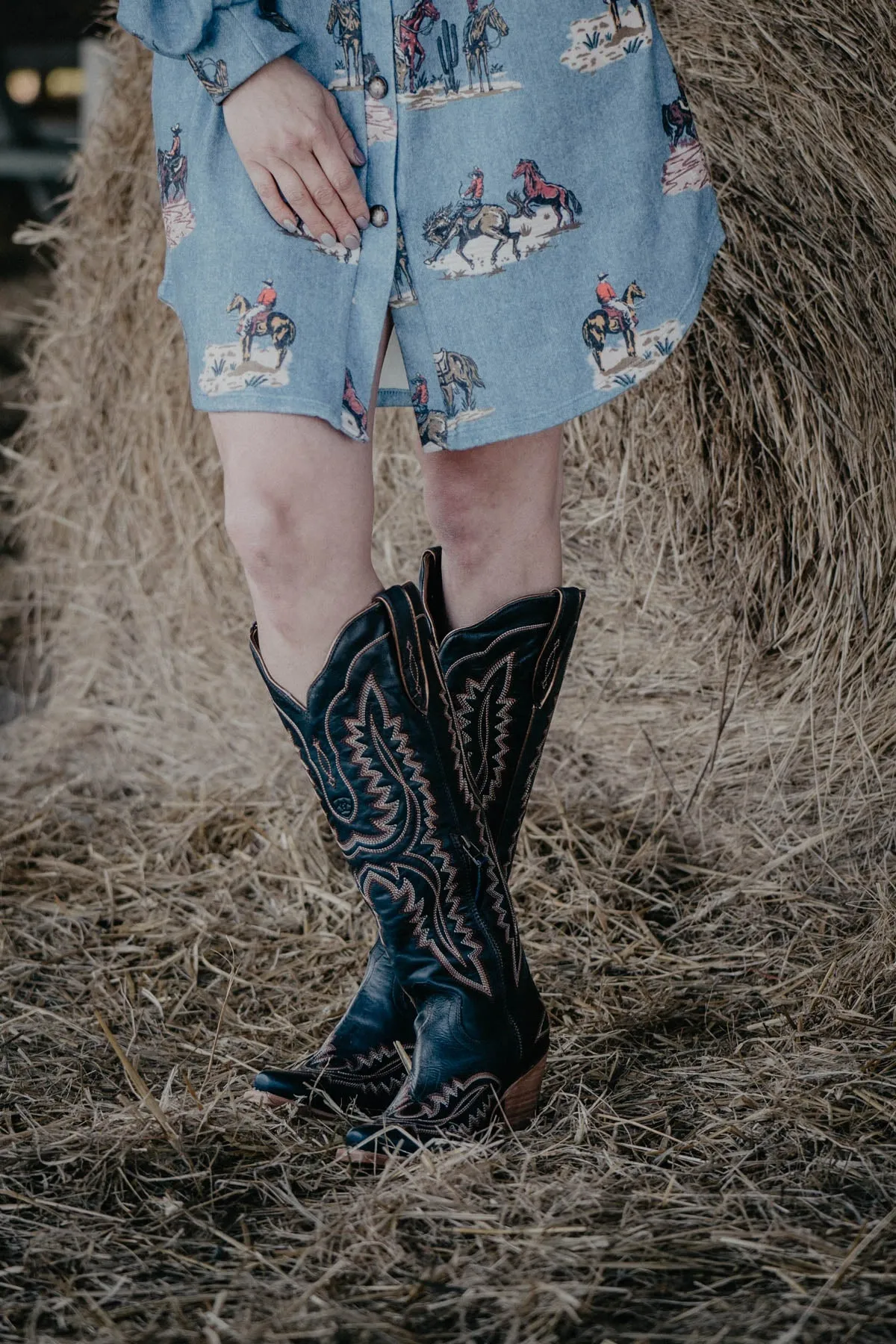 Casanova Tall Western Boot by Ariat (Deepest Navy)