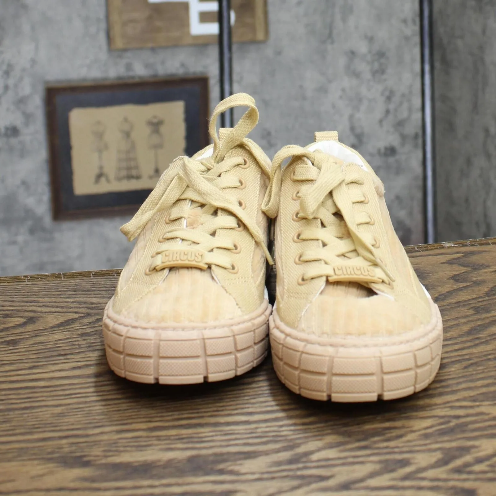 Circus By Sam Edelman Womens Skyla Lace-Up Sneakers Shoes H8557F4 Tan Brown 7.5M