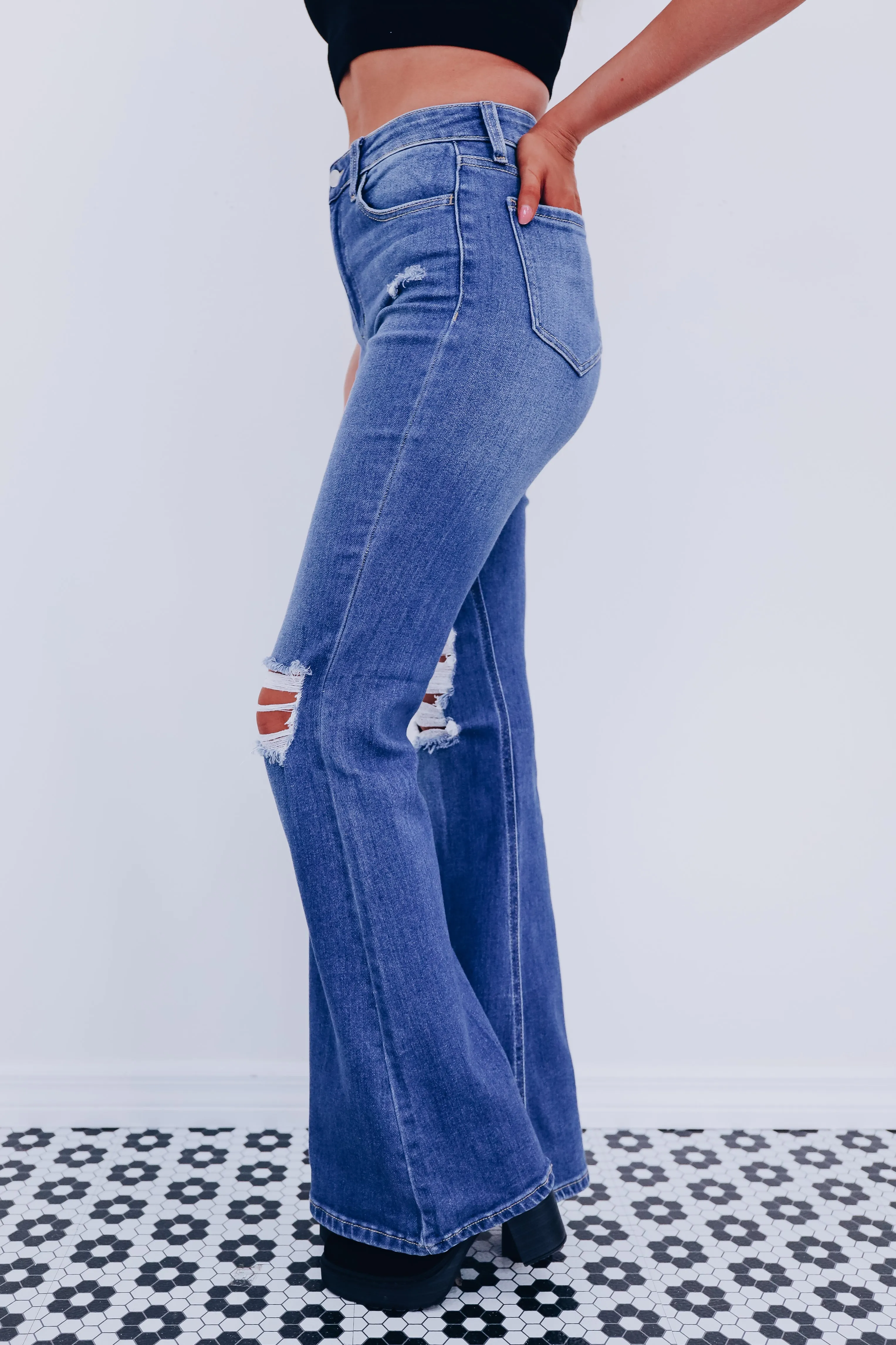 Davi Distressed Flare Jeans - Medium Wash