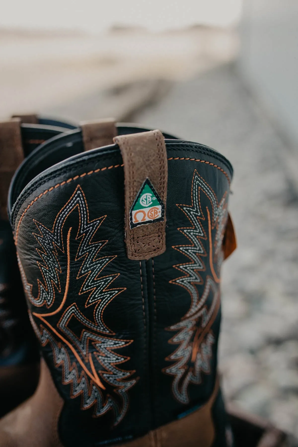 Men's Ariat Workhog CSA XTR H20 {Brown/Black} SIZE 11 ONLY