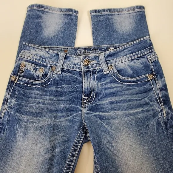 Miss Me JE604878R straight leg beeded studded rhinestone jeans size 28