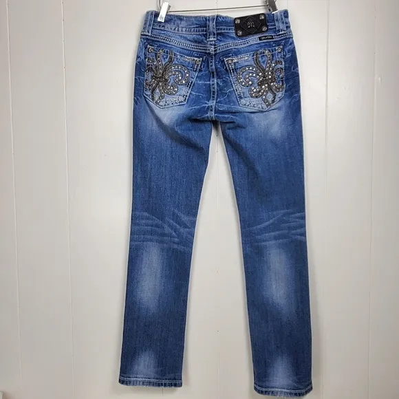 Miss Me JE604878R straight leg beeded studded rhinestone jeans size 28