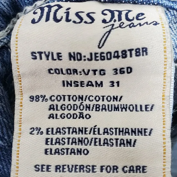 Miss Me JE604878R straight leg beeded studded rhinestone jeans size 28