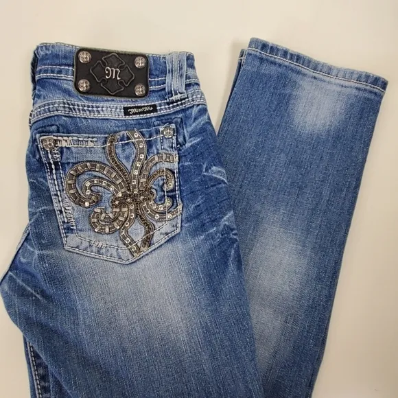 Miss Me JE604878R straight leg beeded studded rhinestone jeans size 28