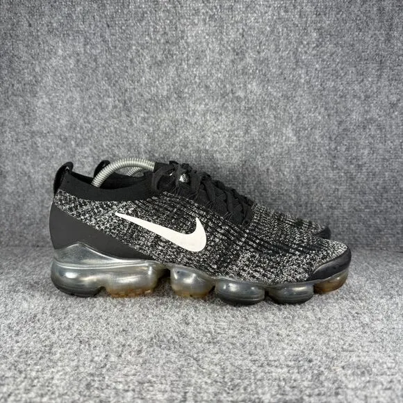 Nike Air VaporMax Flyknit Mens 10 Shoes Oreo Black Athletic Sneakers