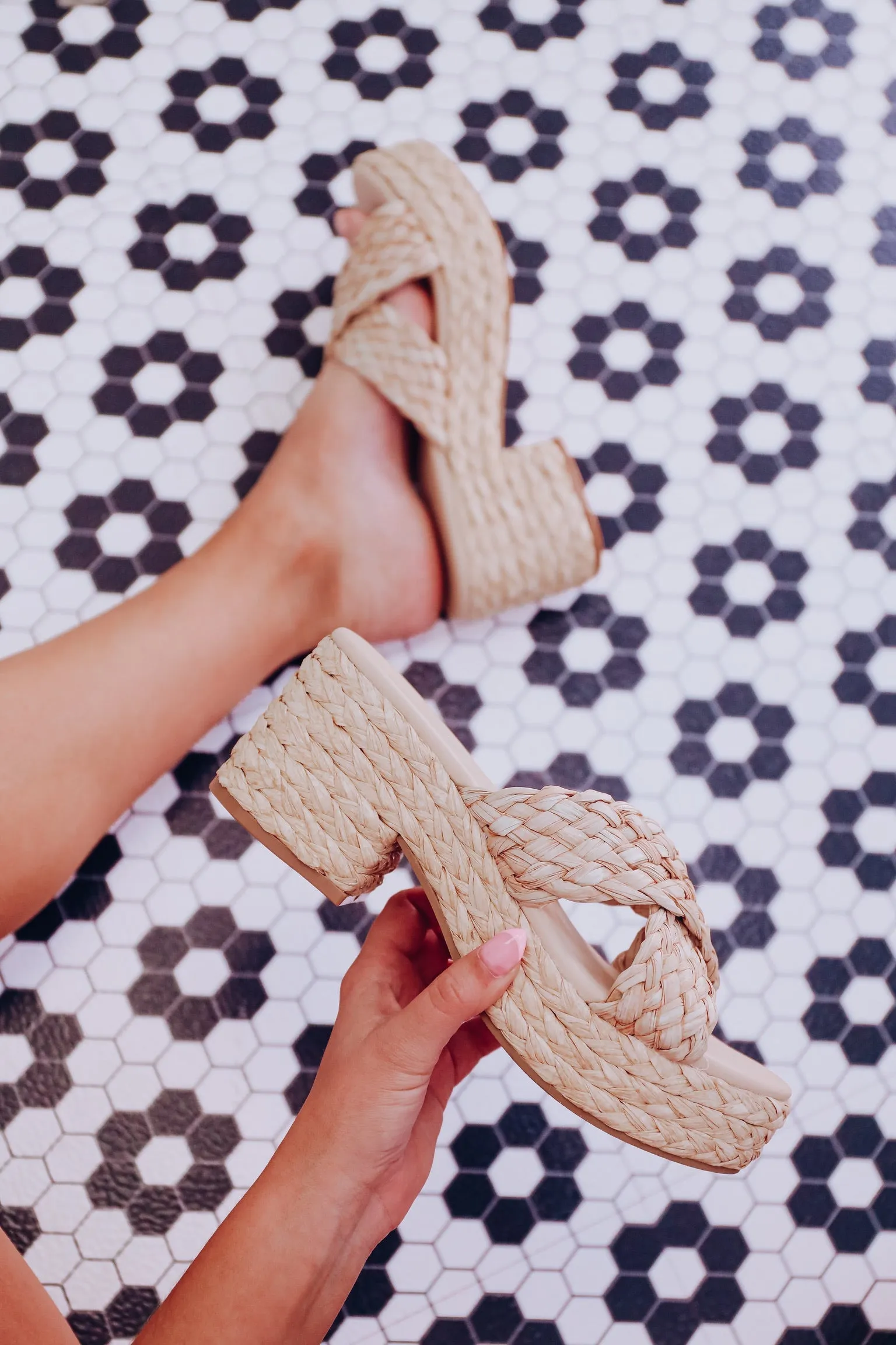 Raffia Braided Platform Sandal - Natural
