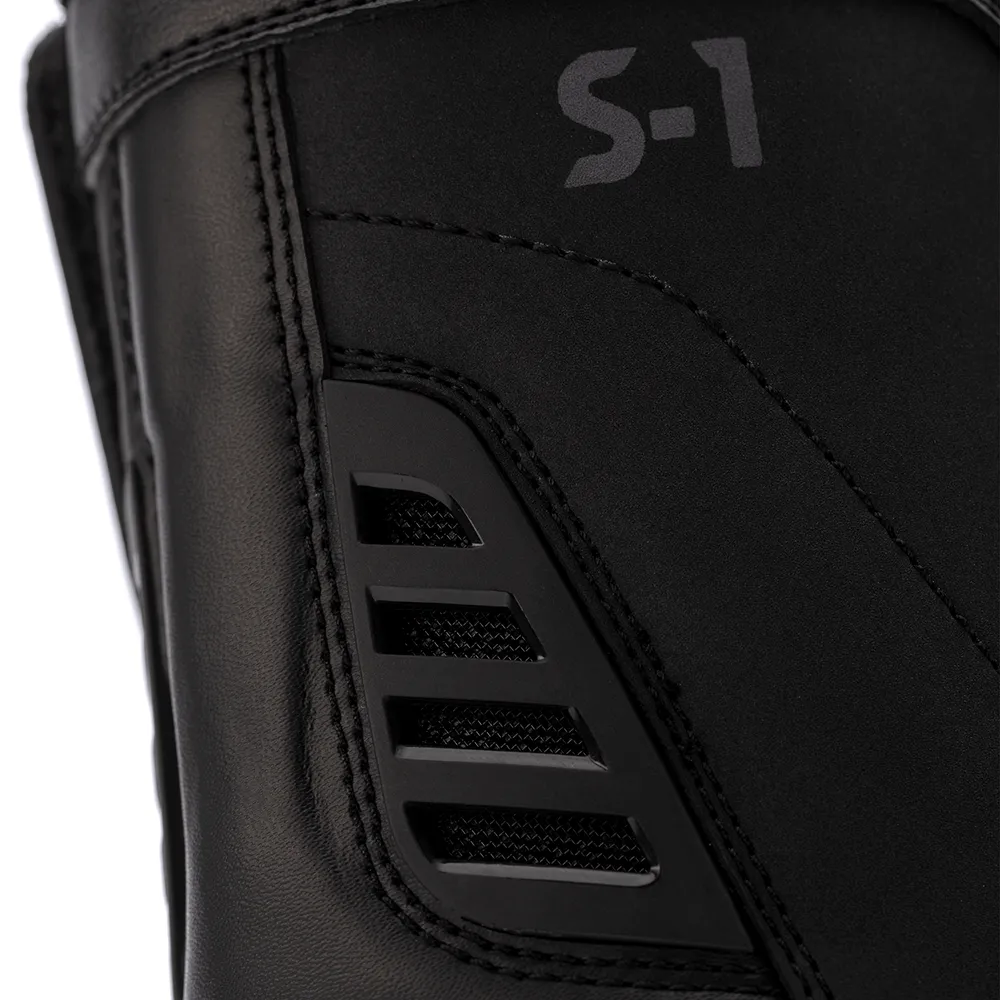 RST S1 WP BOOT [BLACK]