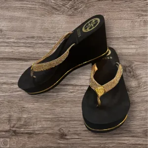 Sandals Heels Platform By Guess In Black & Gold, Size: 7