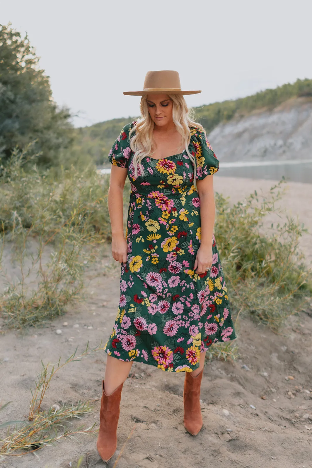 The Everly Floral Puff Sleeve Midi Dress - PLUS