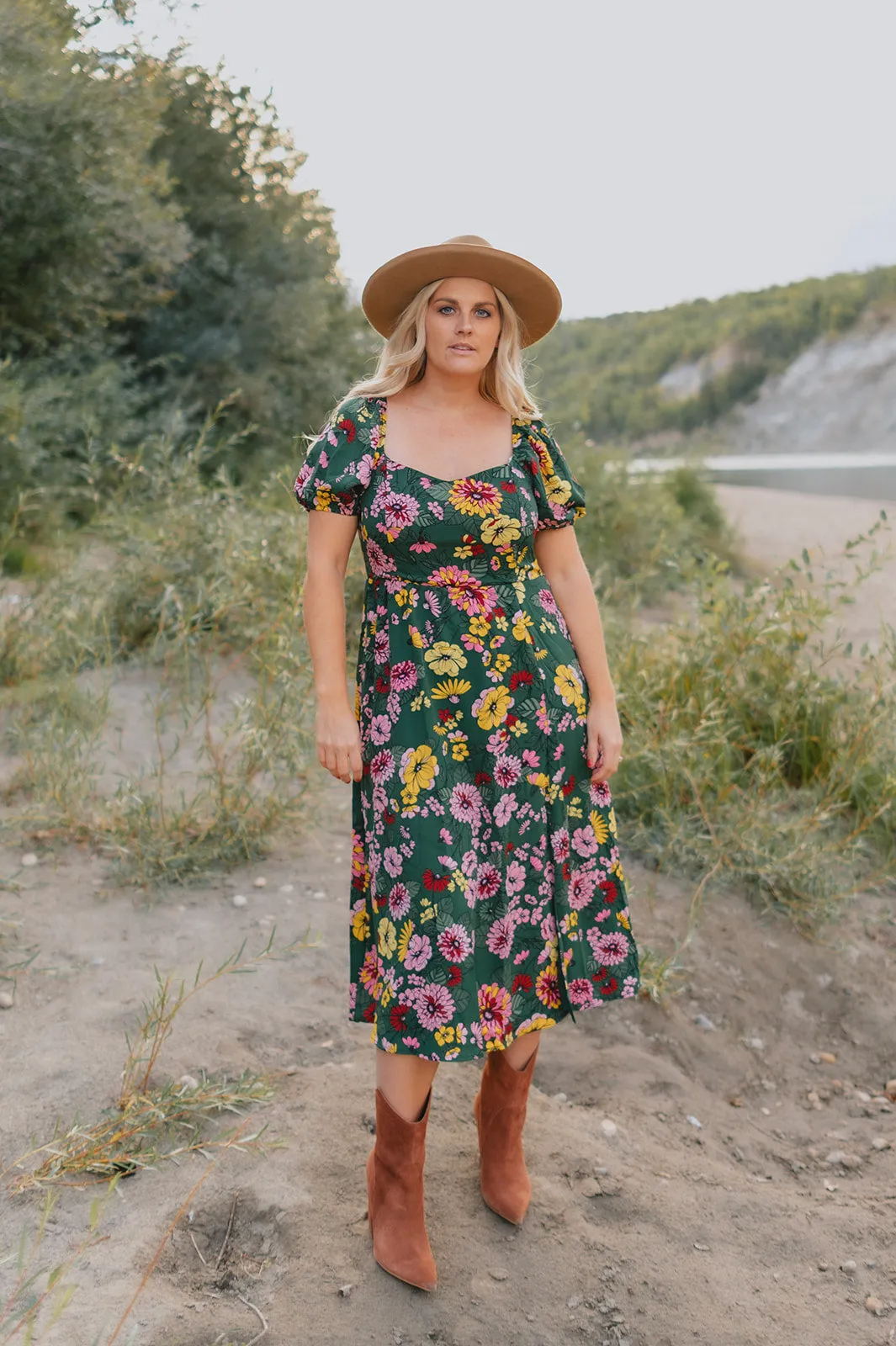 The Everly Floral Puff Sleeve Midi Dress - PLUS