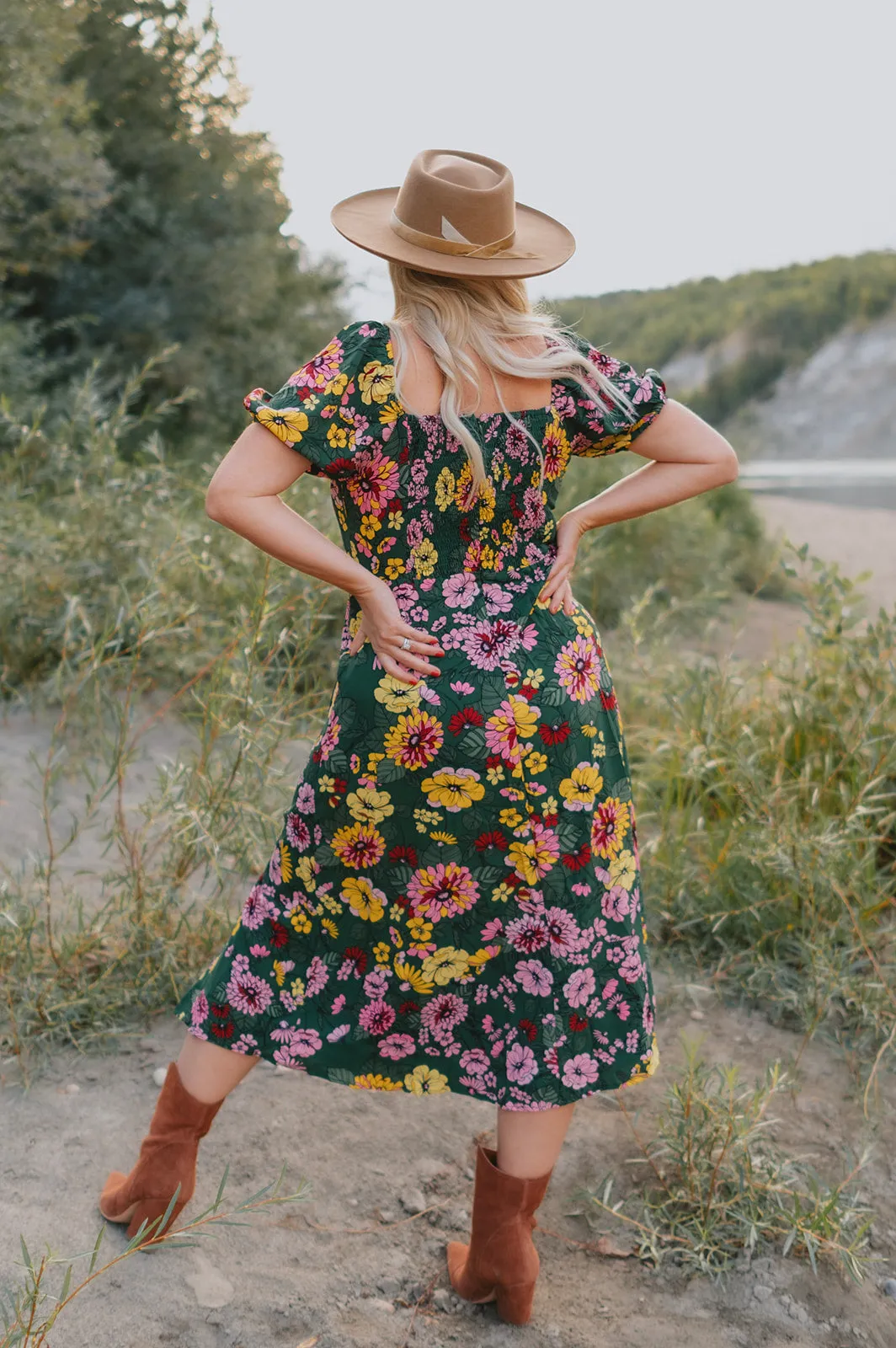 The Everly Floral Puff Sleeve Midi Dress - PLUS