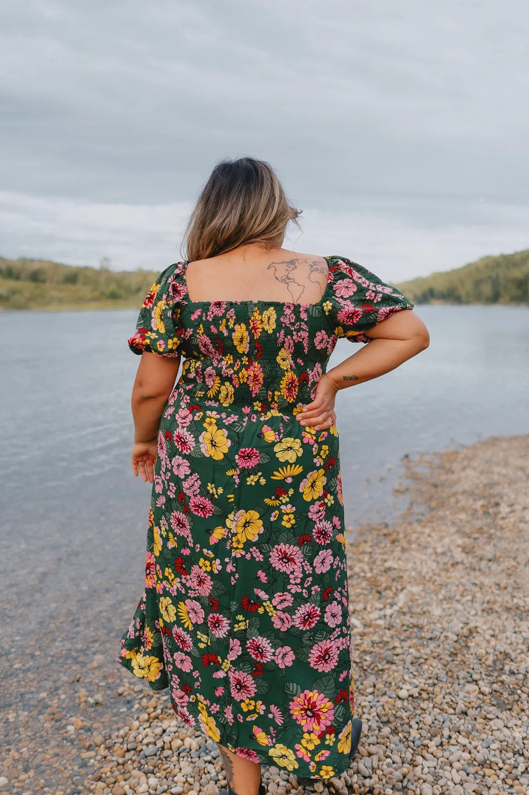 The Everly Floral Puff Sleeve Midi Dress - PLUS