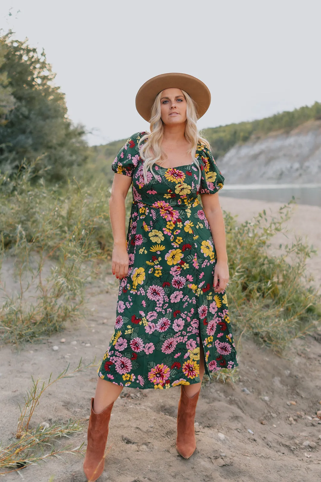 The Everly Floral Puff Sleeve Midi Dress - PLUS