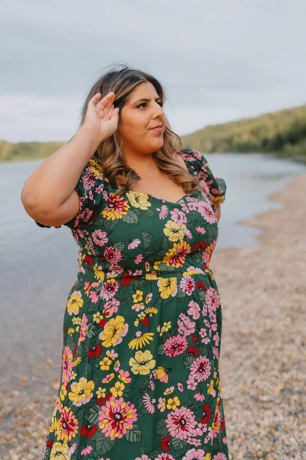 The Everly Floral Puff Sleeve Midi Dress - PLUS