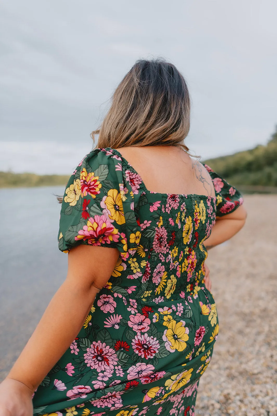 The Everly Floral Puff Sleeve Midi Dress - PLUS