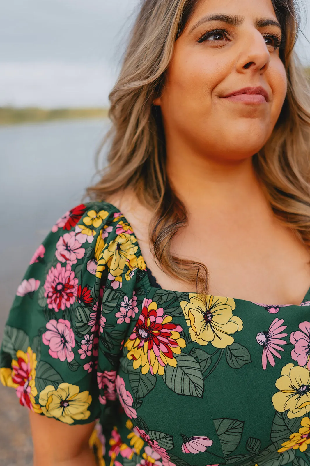 The Everly Floral Puff Sleeve Midi Dress - PLUS