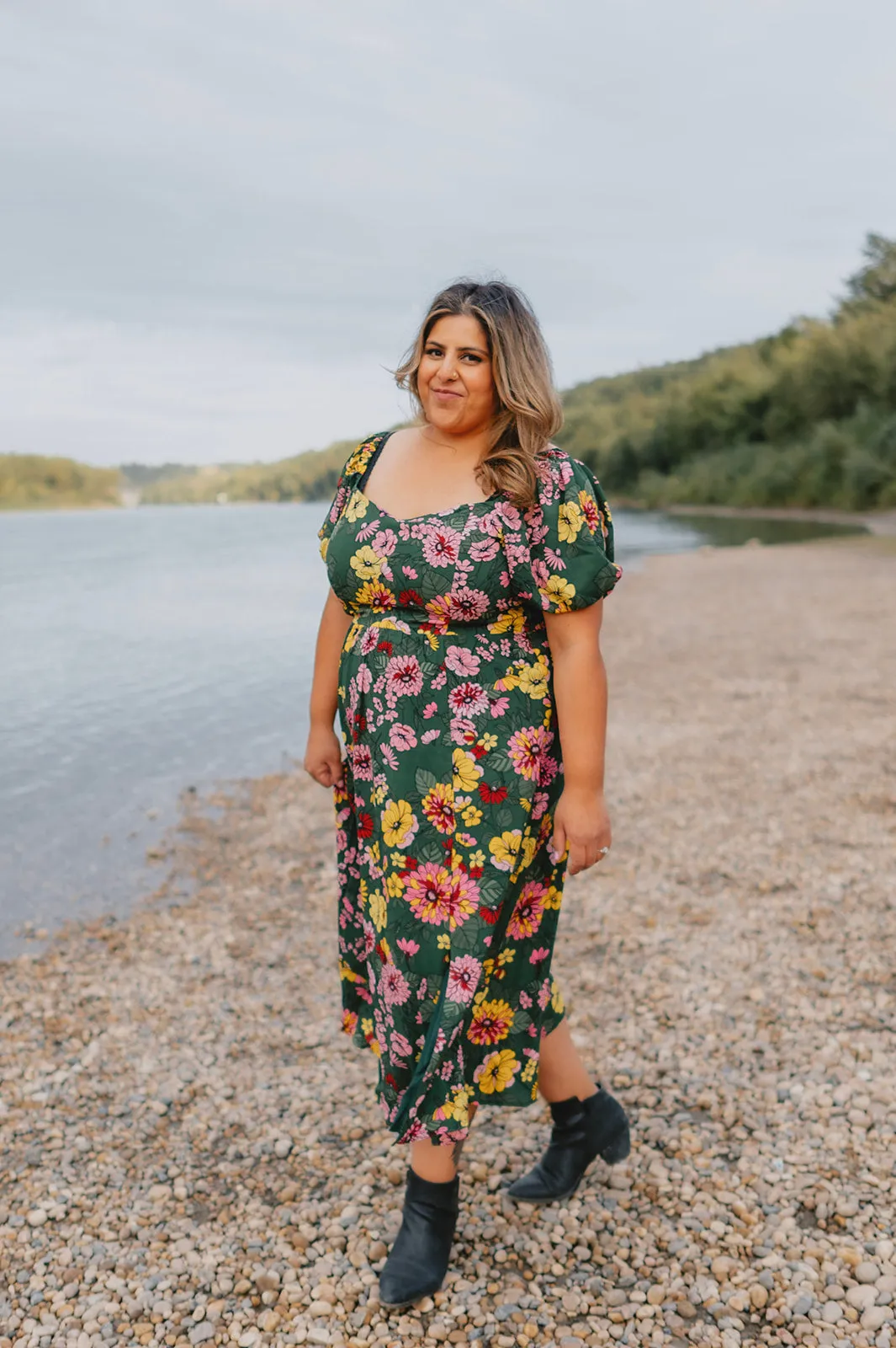 The Everly Floral Puff Sleeve Midi Dress - PLUS