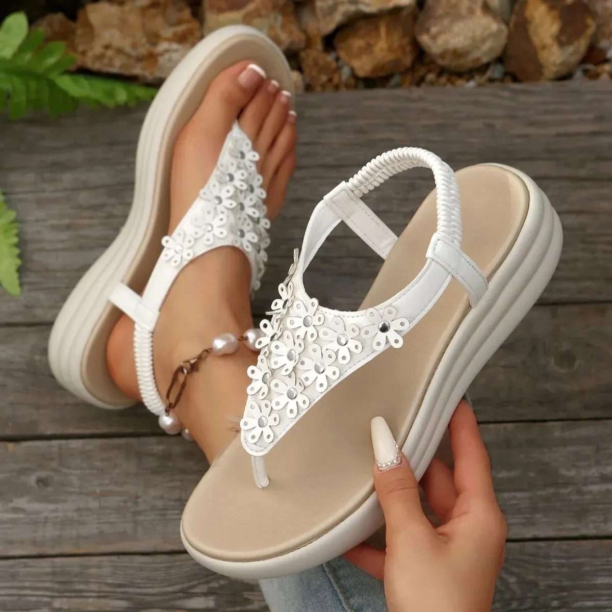 Toe Post Platform Sandals