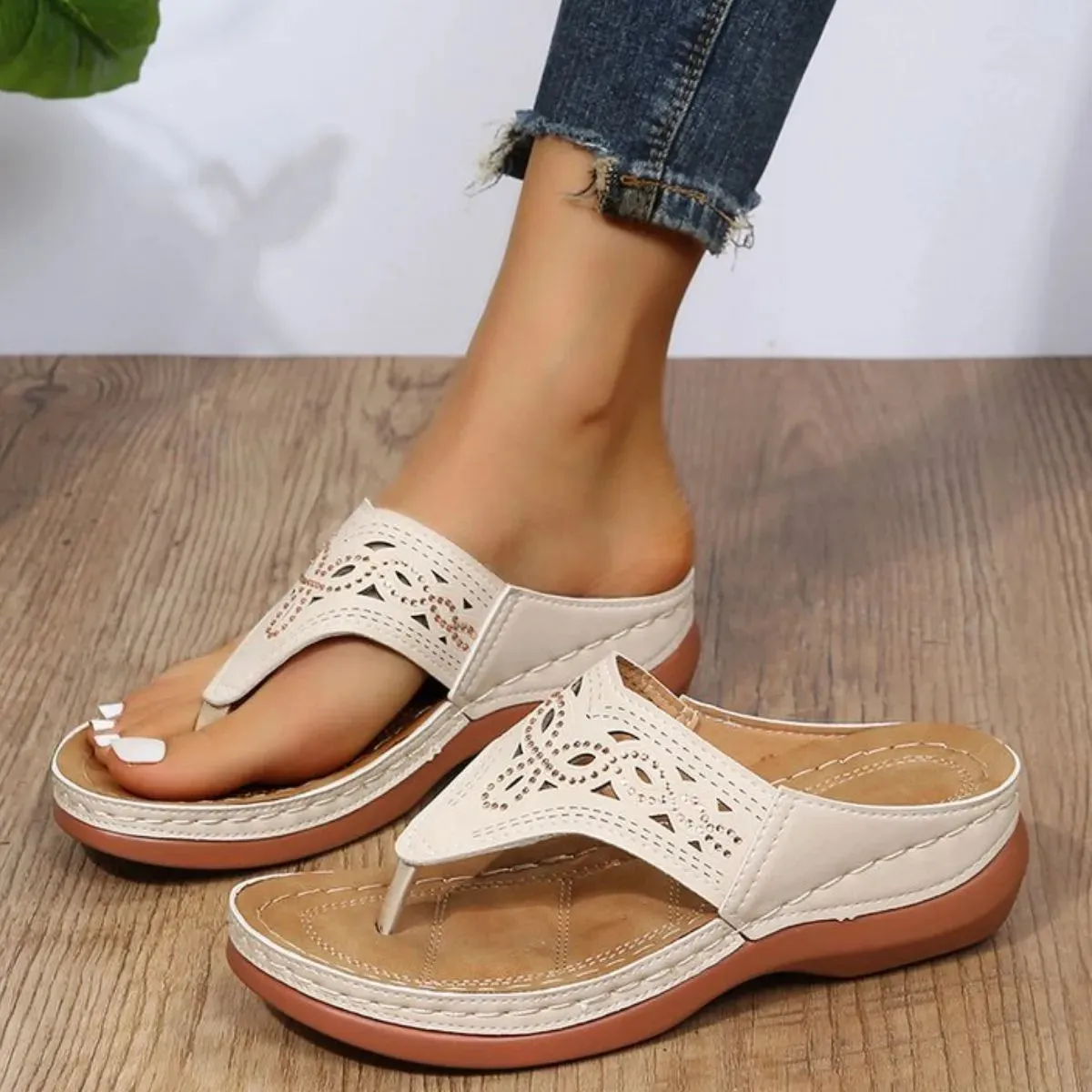 Toe Post Platform Sandals