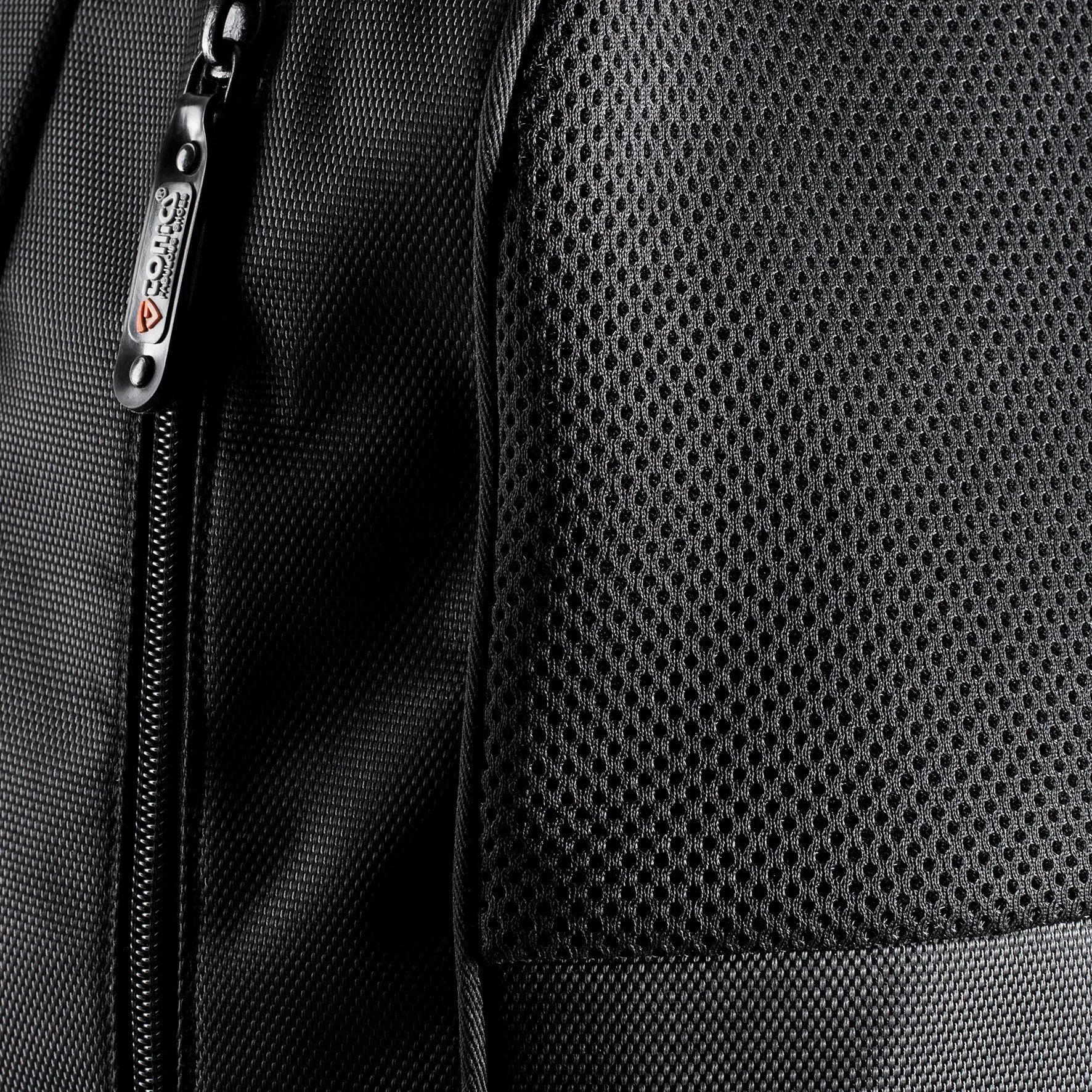 Tonics Boot Bag Black