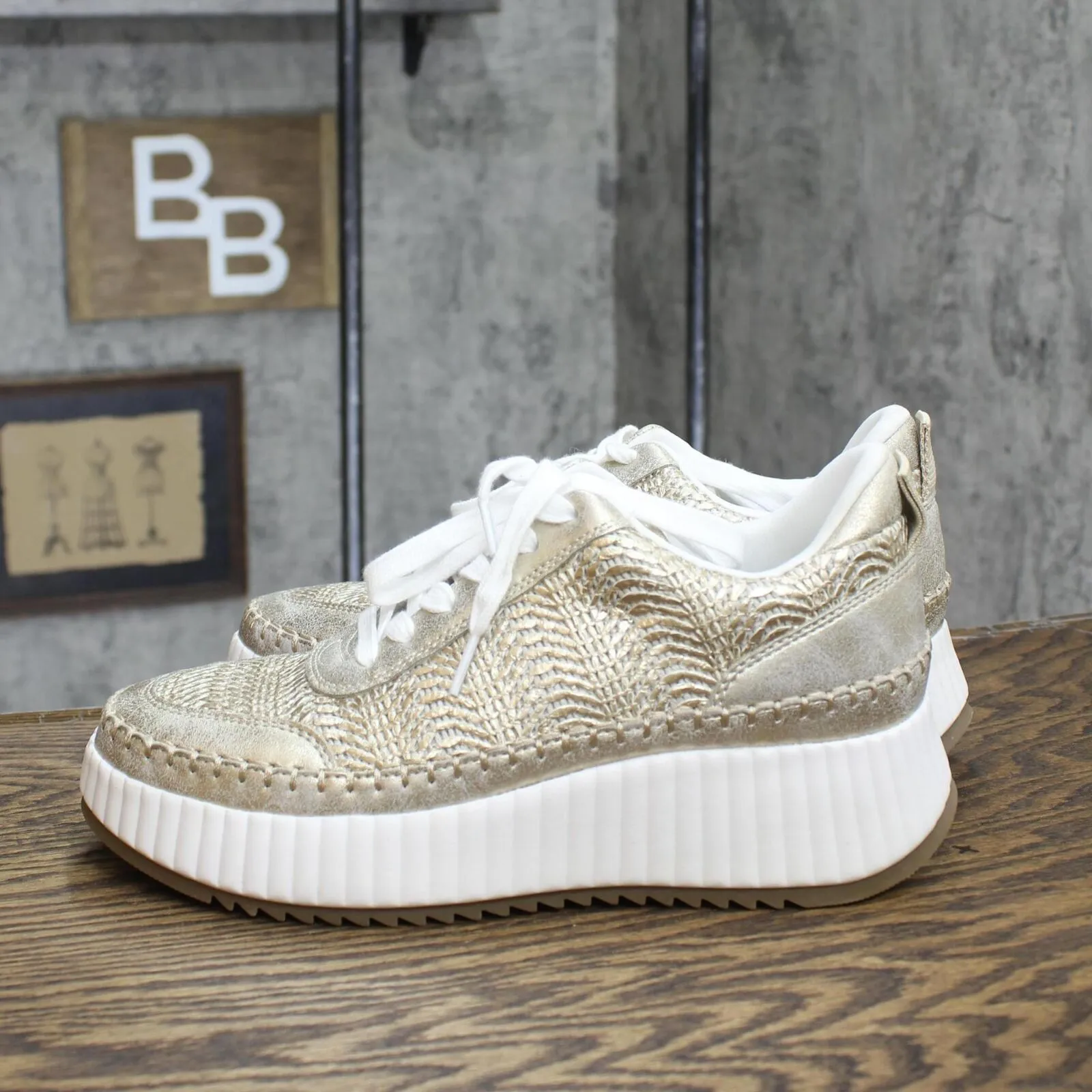 Universal Thread Womens Lace Up Textured Sneakers 166a8bde8adf9d Gold Yellow 9M