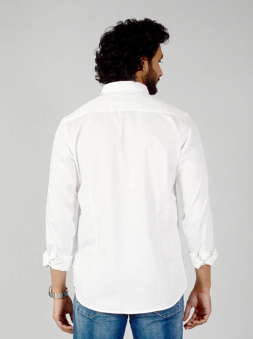 White Solid Slim Fit Casual Shirt | JadeBlue
