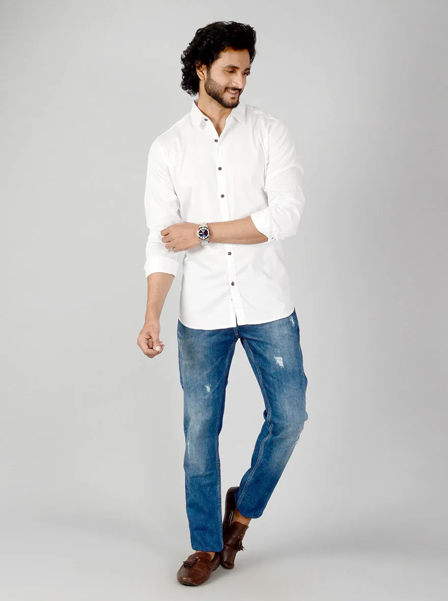 White Solid Slim Fit Casual Shirt | JadeBlue