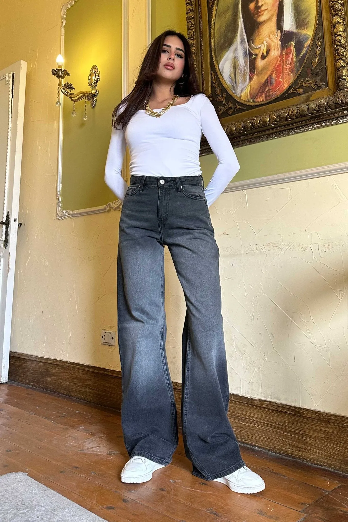 Wide-Leg - High-Waist Charcoal Wash Jeans
