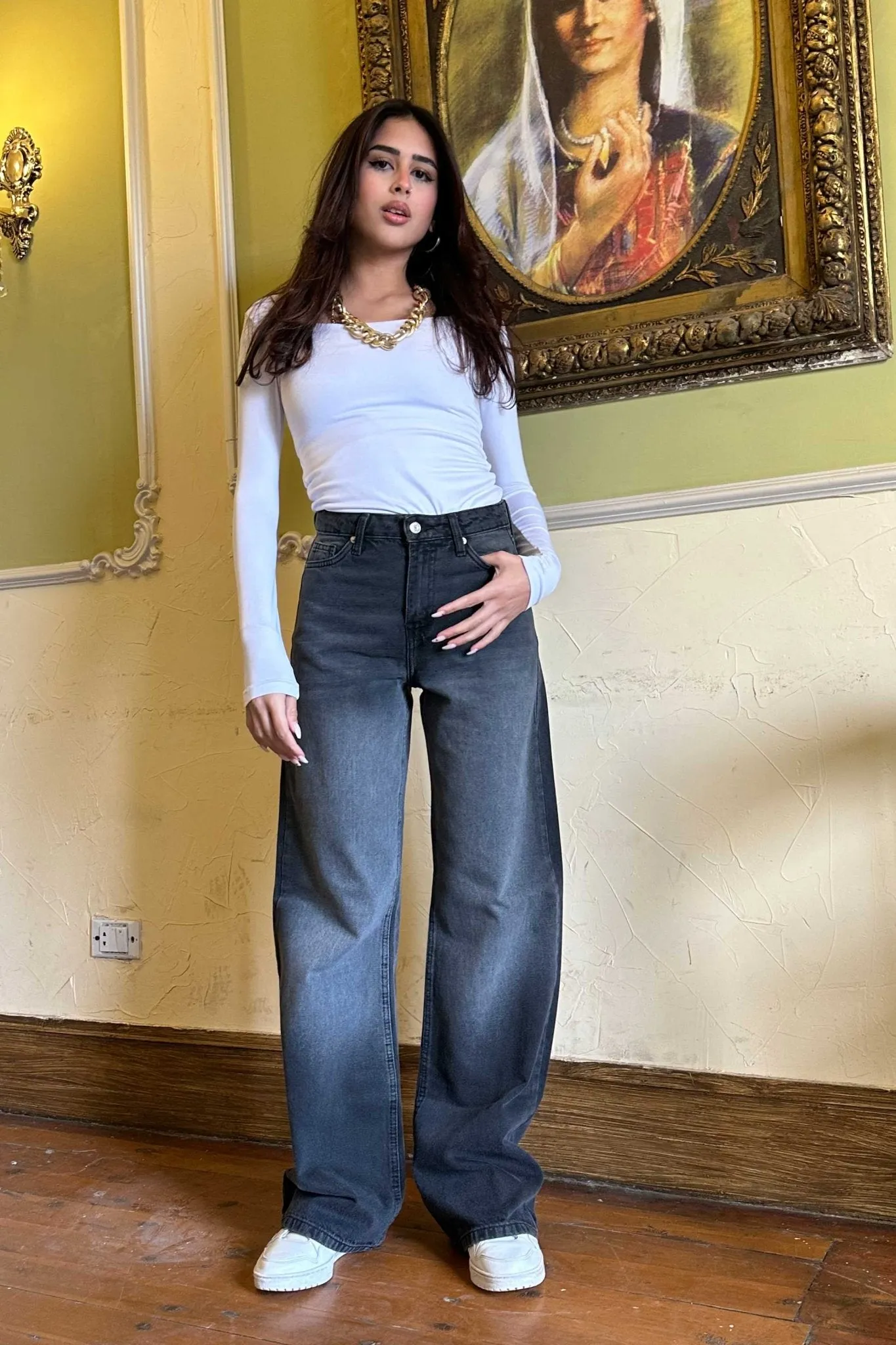 Wide-Leg - High-Waist Charcoal Wash Jeans
